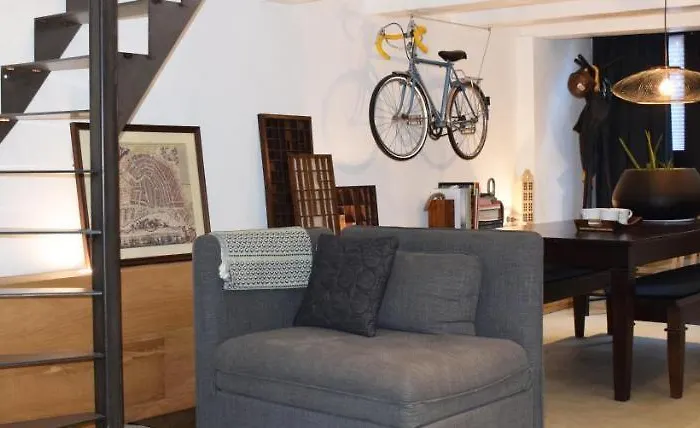 Bed & Breakfast Blueprint - Breakfast & Bikes